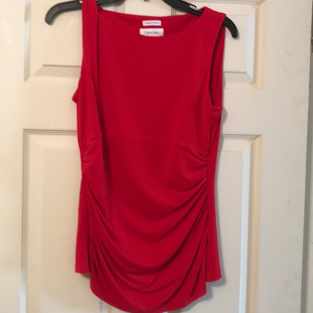 Tank top red shirt feels like silk on the outside